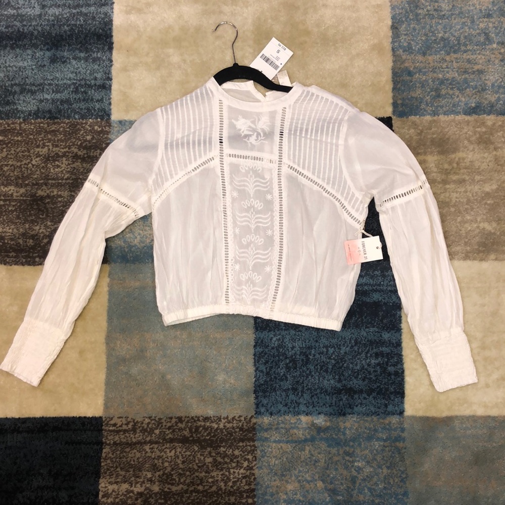 Forever 21 White Design Top